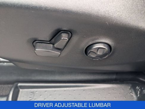 Used 2024 Chrysler Pacifica Limited FWD image 15