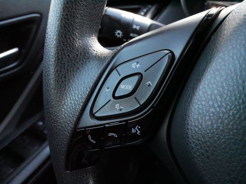 Used 2021 Toyota C-HR LE image 26