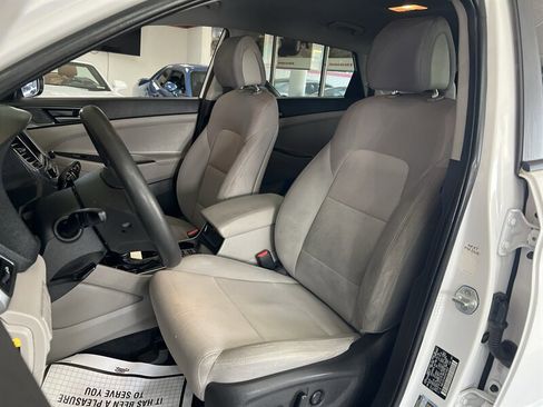 Used 2018 Hyundai Tucson SEL image 10
