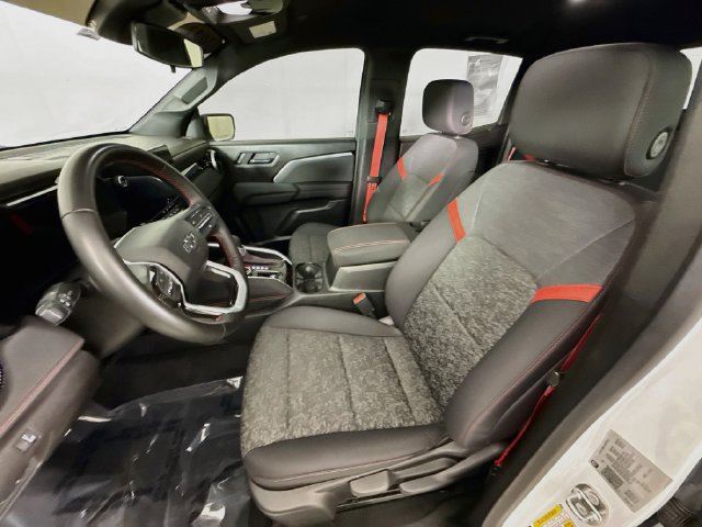 Used 2023 Chevrolet Colorado Z71 w/ Advanced Trailering Package AWD/4WD image 20