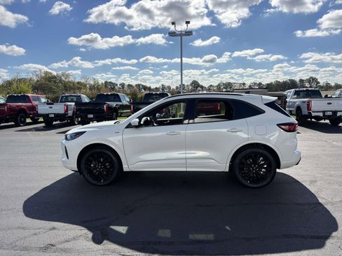 New 2026 Ford Escape ST-Line Elite w/ Premium Technology Package image 4