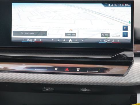 New 2026 BMW i5 eDrive40 w/ M Sport Package AWD/4WD image 14