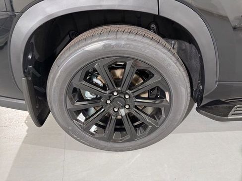 New 2026 Toyota Highlander Limited image 15