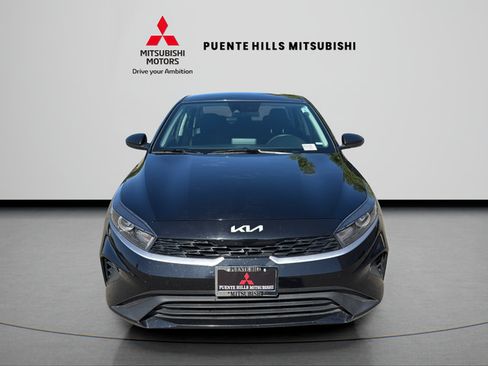 Used 2024 Kia Forte LXS FWD image 2
