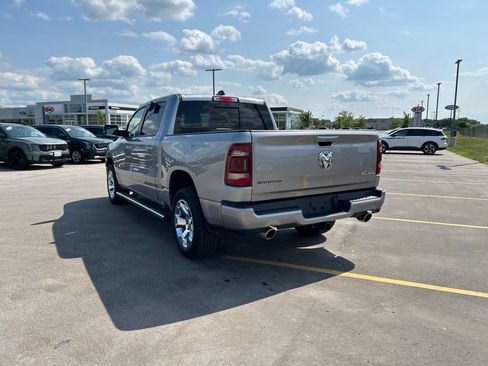 Used 2019 RAM 1500 Big Horn AWD/4WD image 9
