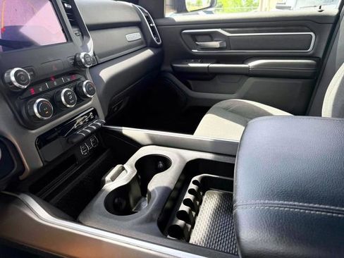 Used 2020 RAM 1500 Big Horn AWD/4WD image 32