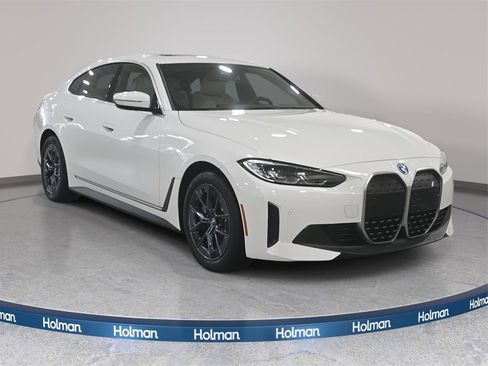 Used 2023 BMW i4 eDrive35 image 4