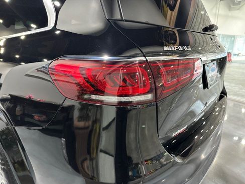 Used 2021 Mercedes-Benz GLS 63 AMG 4MATIC w/ Warmth & Comfort Package image 36