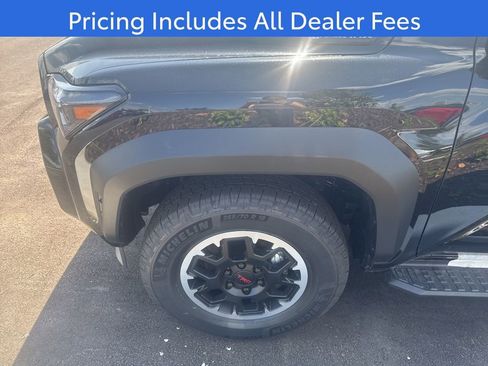 New 2026 Toyota 4Runner TRD Off-Road Premium AWD/4WD image 9