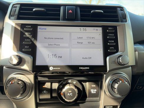 Used 2022 Toyota 4Runner SR5 image 24