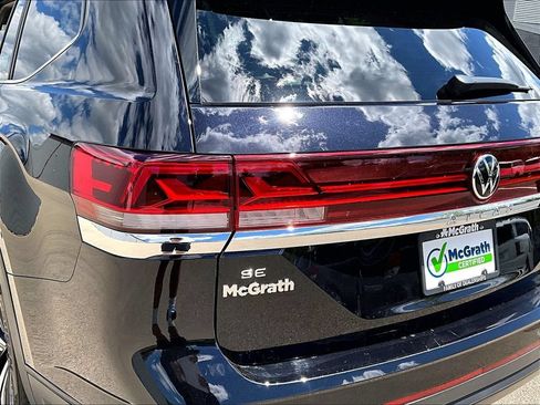 Used 2024 Volkswagen Atlas SE AWD/4WD image 27