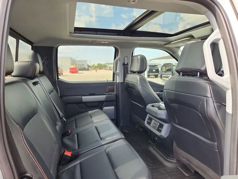 Used 2024 Ford F350 Lariat w/ Lariat Ultimate Package image 17