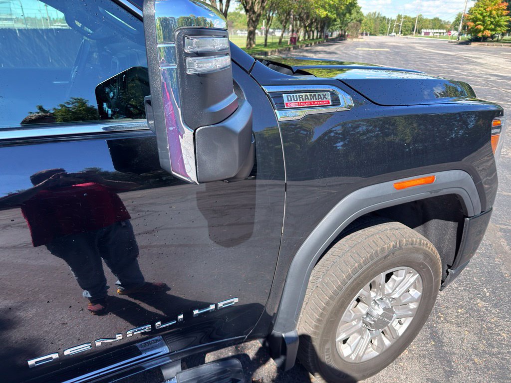 Used 2021 GMC Sierra 2500 Denali w/ Denali Ultimate Package AWD/4WD image 11