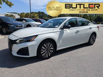 Used 2025 Nissan Altima 2.5 SV