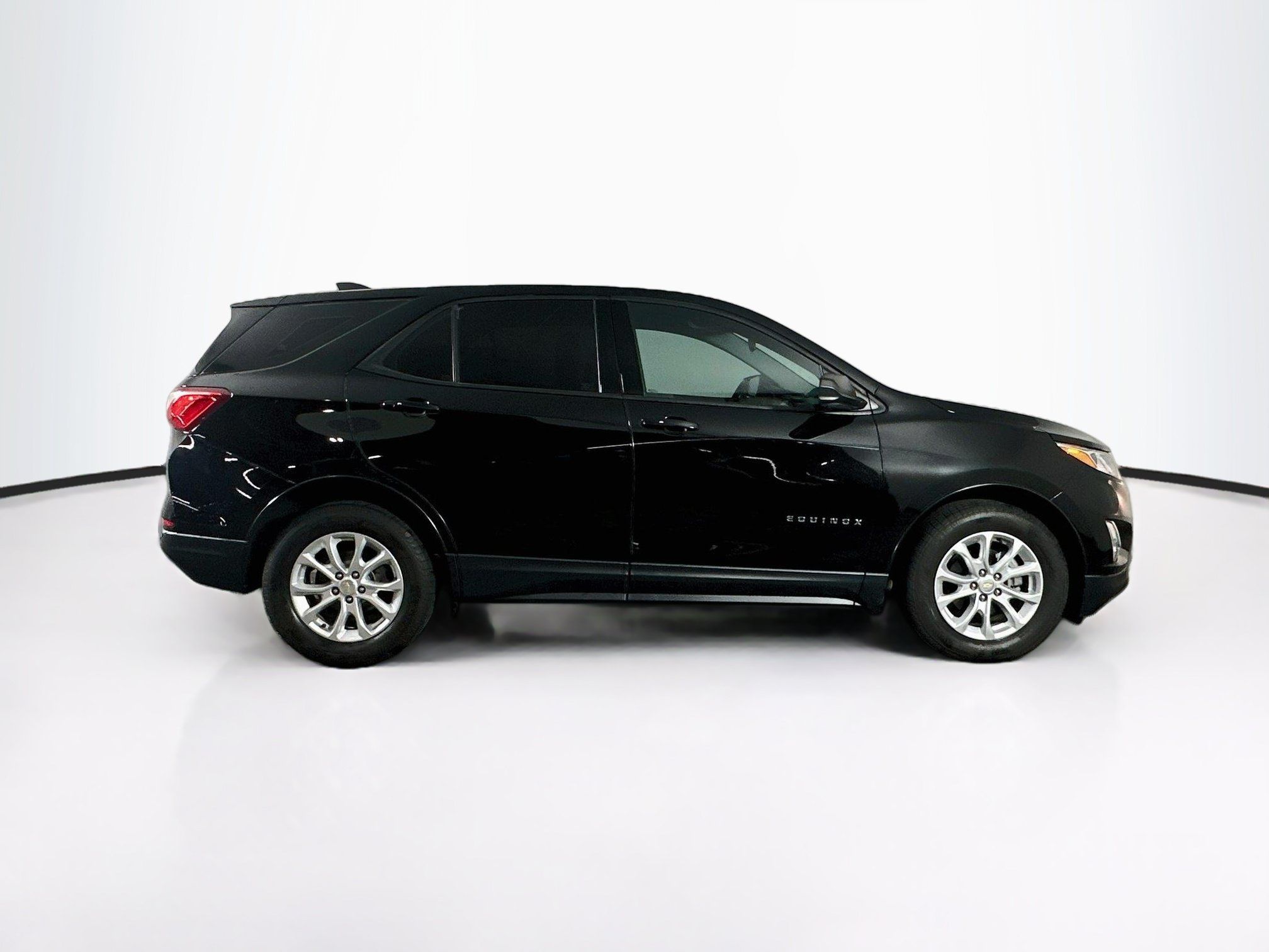 Used 2018 Chevrolet Equinox LS FWD image 10