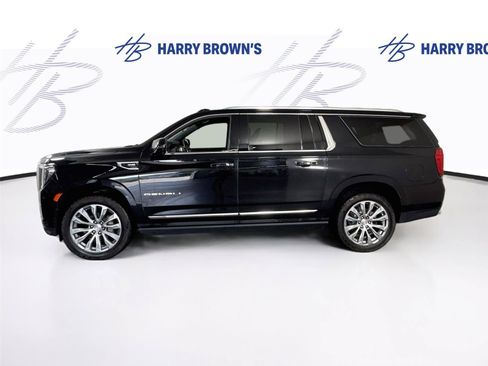 Used 2022 GMC Yukon XL Denali w/ Denali Ultimate Package AWD/4WD image 31