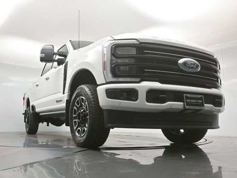New 2026 Ford F250 Platinum image 42