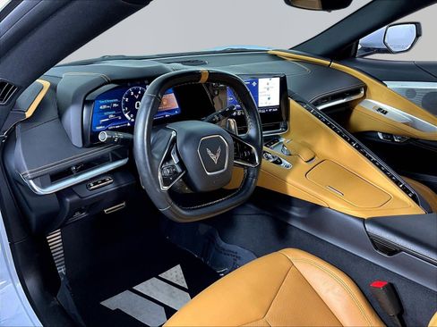 Used 2021 Chevrolet Corvette Stingray Preferred Cpe w/ Engine Appearance Package RWD image 15