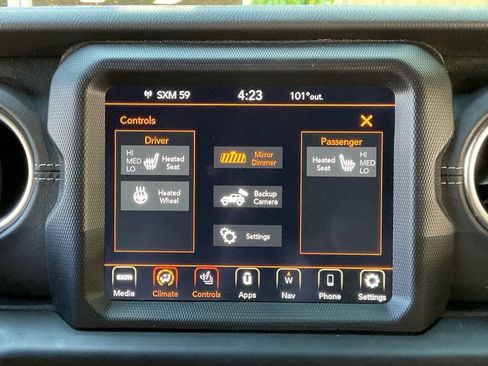 Used 2021 Jeep Wrangler Unlimited Sahara AWD/4WD image 26
