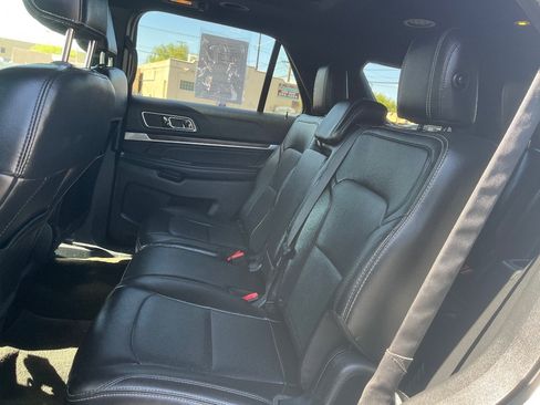 Used 2018 Ford Explorer Limited w/ Equipment Group 301A AWD/4WD image 31