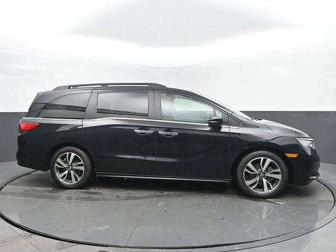 Used 2022 Honda Odyssey Touring image 3