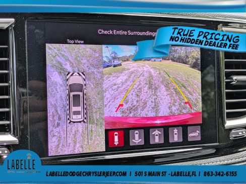 Used 2025 Chrysler Pacifica Select AWD/4WD image 27