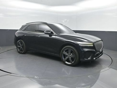 Used 2023 Genesis GV70 2.5T w/ Sport Prestige Package AWD/4WD image 38
