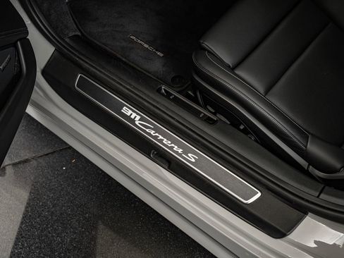 Used 2024 Porsche 911 Carrera S RWD image 53