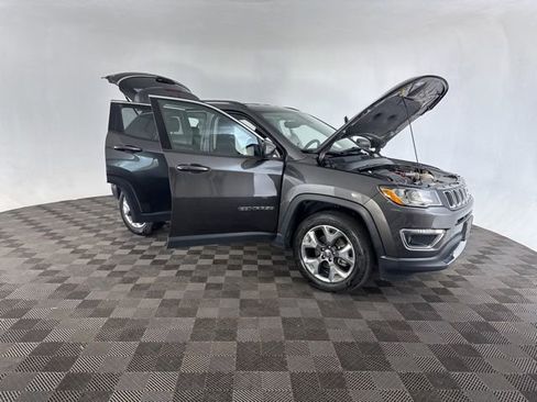 Used 2019 Jeep Compass Limited AWD/4WD image 15