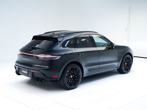 Used 2022 Porsche Macan GTS image 9