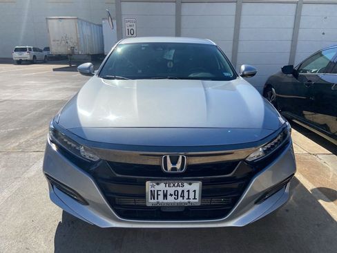 Used 2018 Honda Accord Sport image 6