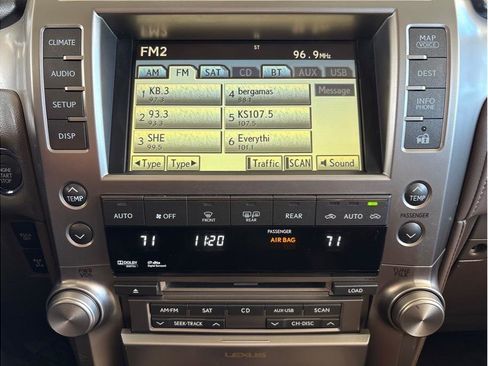 Used 2010 Lexus GX 460 image 20