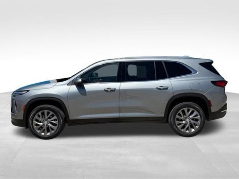 Used 2026 Buick Enclave Preferred FWD image 8