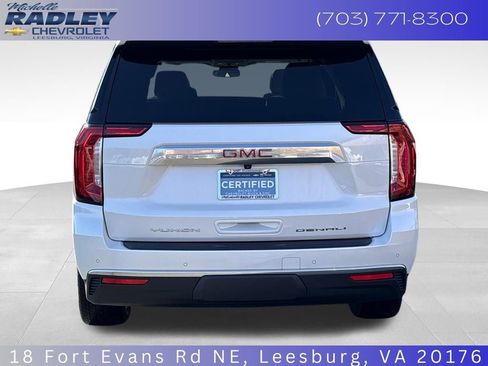 Used 2023 GMC Yukon XL Denali w/ Max Trailering Package image 4