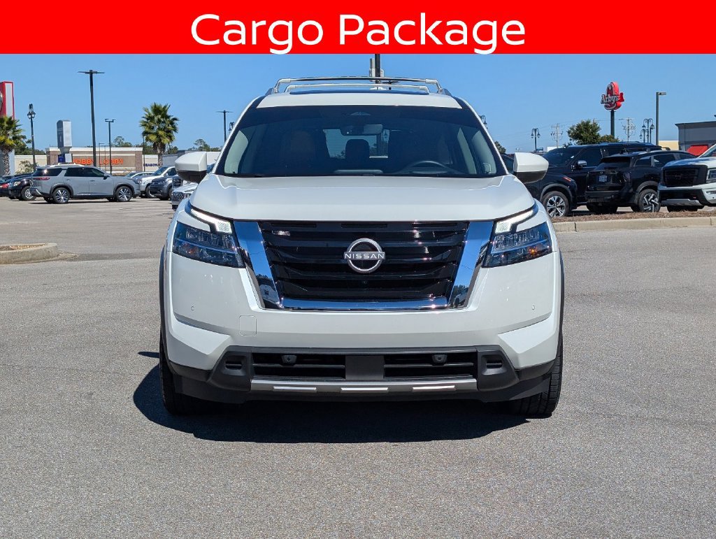 Used 2024 Nissan Pathfinder Platinum AWD/4WD image 10