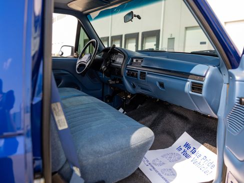 Used 1997 Ford F250 4x4 Regular Cab Heavy Duty image 35