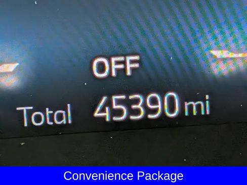 Used 2023 BMW X1 xDrive28i image 2