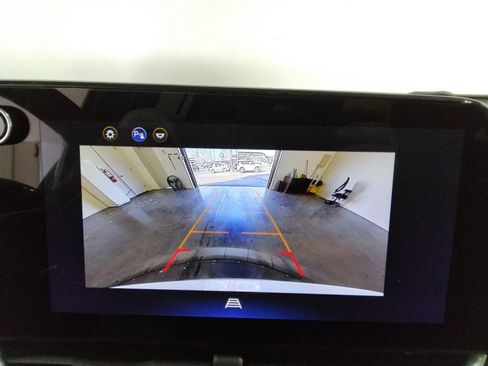 Used 2025 Chevrolet Equinox LT FWD image 26