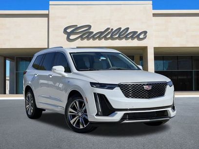 New 2025 Cadillac XT6 Premium Luxury