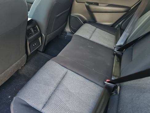 Used 2025 Nissan Rogue SV FWD image 8