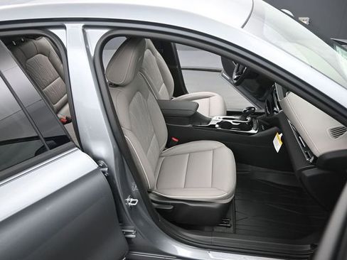 New 2026 Buick Envista Avenir FWD image 19