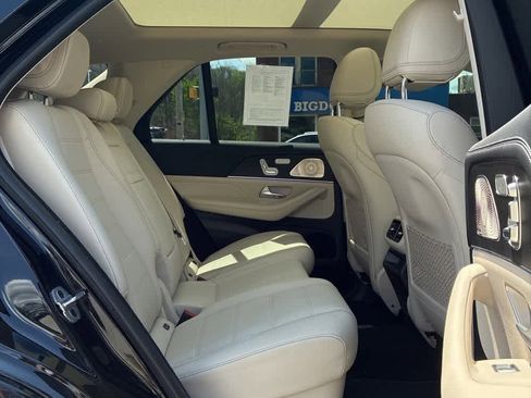 Used 2024 Mercedes-Benz GLE 450 4MATIC image 12