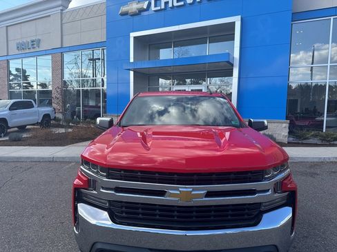 Used 2019 Chevrolet Silverado 1500 LT w/ All-Star Edition image 2