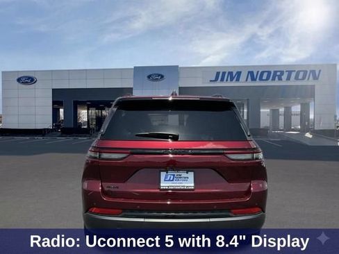 Used 2025 Jeep Grand Cherokee Altitude AWD/4WD image 6