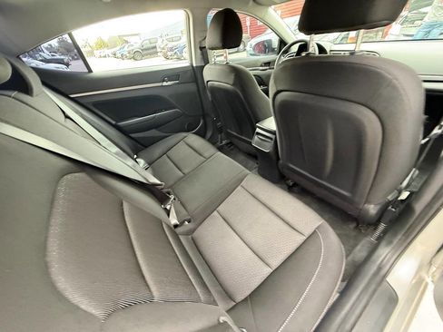 Used 2018 Hyundai Elantra SEL image 32