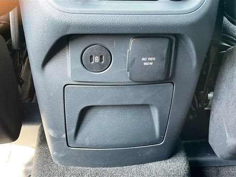 Used 2025 Ford Explorer ST image 27