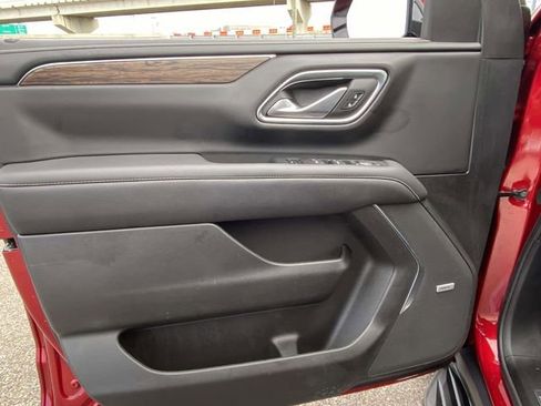 Used 2024 Chevrolet Tahoe Premier image 13