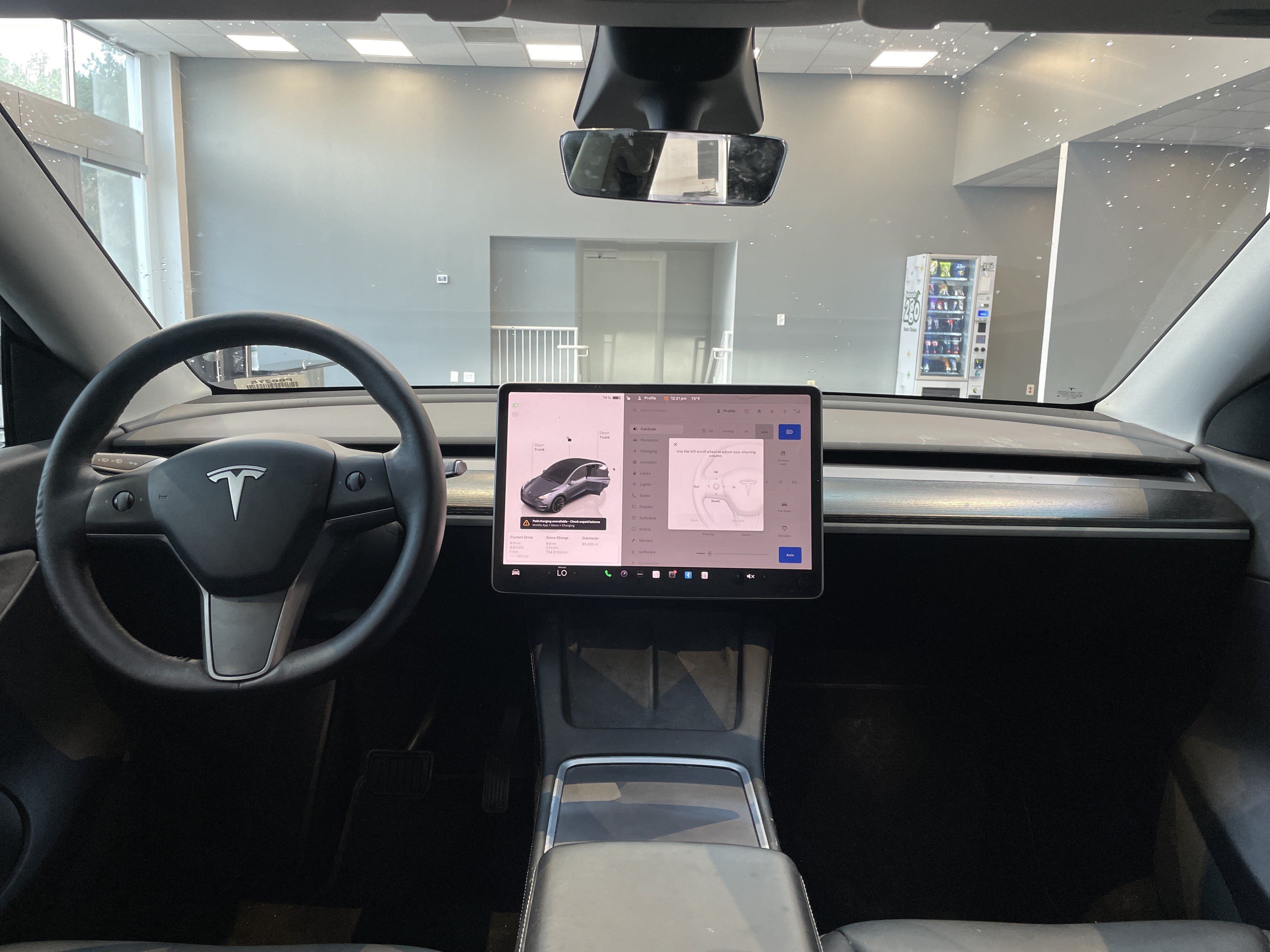 Used 2022 Tesla Model Y Long Range AWD/4WD image 31
