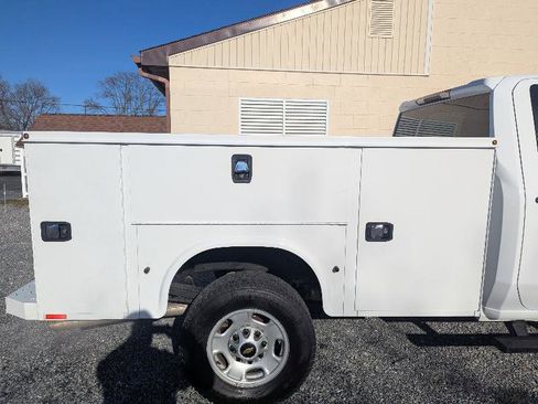 Used 2024 Chevrolet Silverado 2500 W/T w/ WT Convenience Package image 11