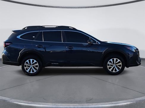 Certified 2024 Subaru Outback 2.5i image 2